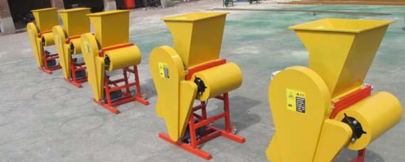 花生摘?jiǎng)儦C(jī)工作原理