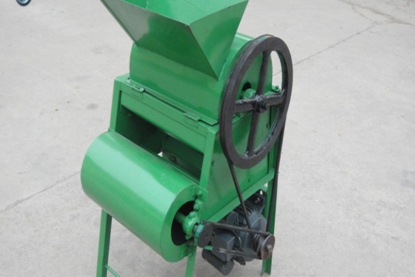 花生摘?jiǎng)儦C(jī)工作原理