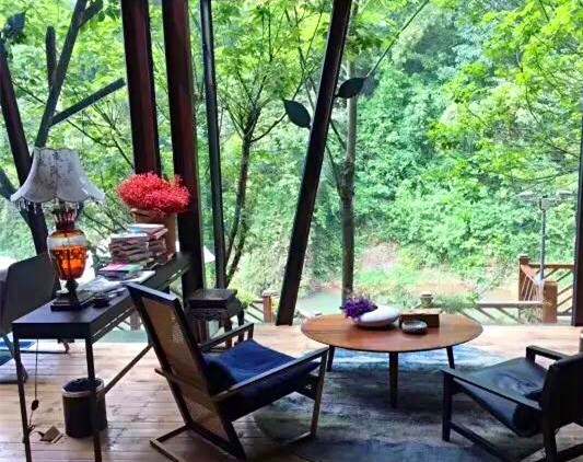 瓜洲云裳山村，春風又綠江岸春