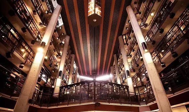 多村一號，在海外住進(jìn)小別墅慢條思理地生活