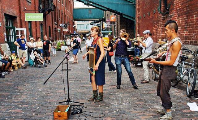 多村一號(hào)，在海外住進(jìn)小別墅慢條思理地生活