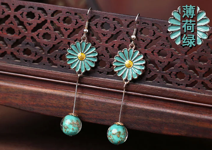 福連文苑時(shí)尚花朵吊墜復(fù)古可愛(ài)耳環(huán)