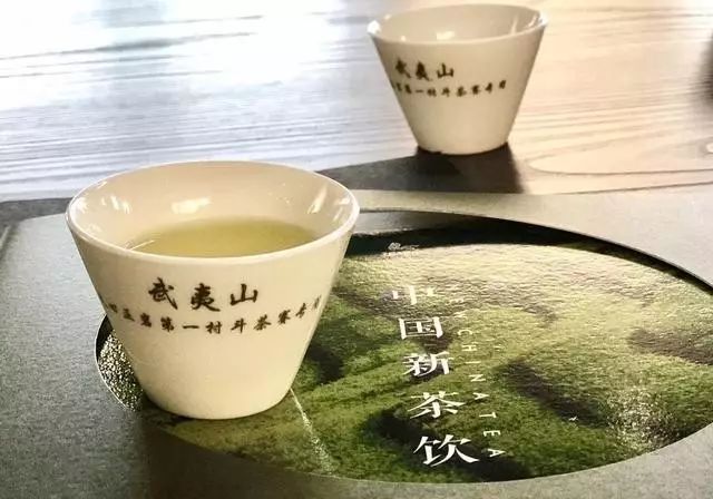 烏龍先生，用心做好茶發(fā)揚(yáng)博大精深的茶文化