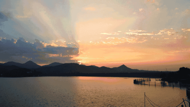 珀洱半坡，在竹海樹(shù)林之間盡享山間好風(fēng)光