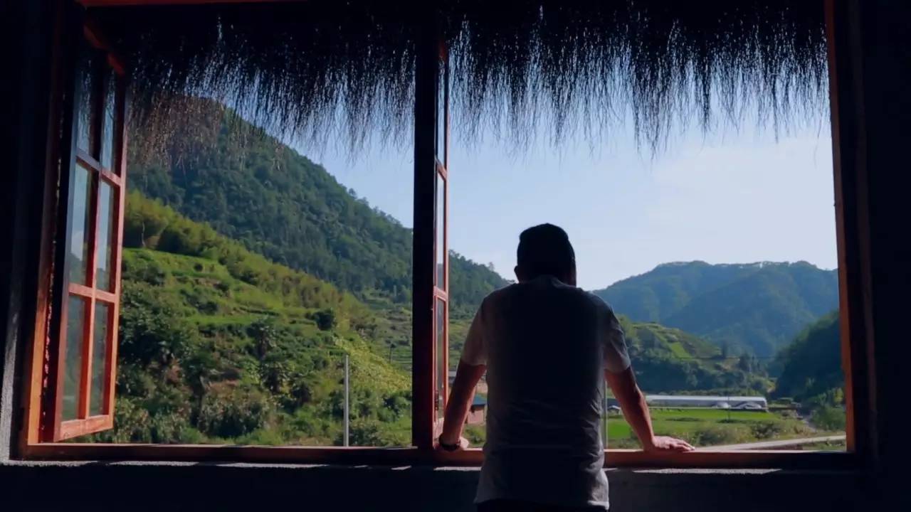 螞蟻尚墅，在山谷的花田美舍里生活