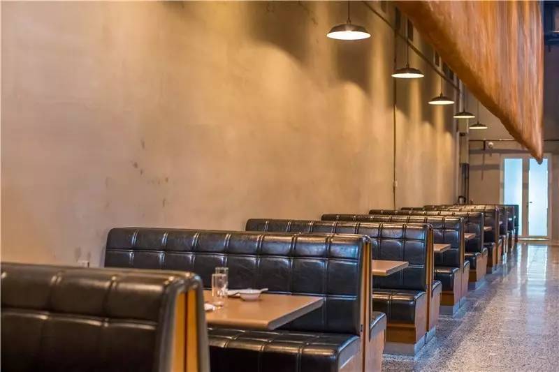 北京金岳臺(tái)溫泉酒店，承載著上個(gè)世紀(jì)的老磚樓