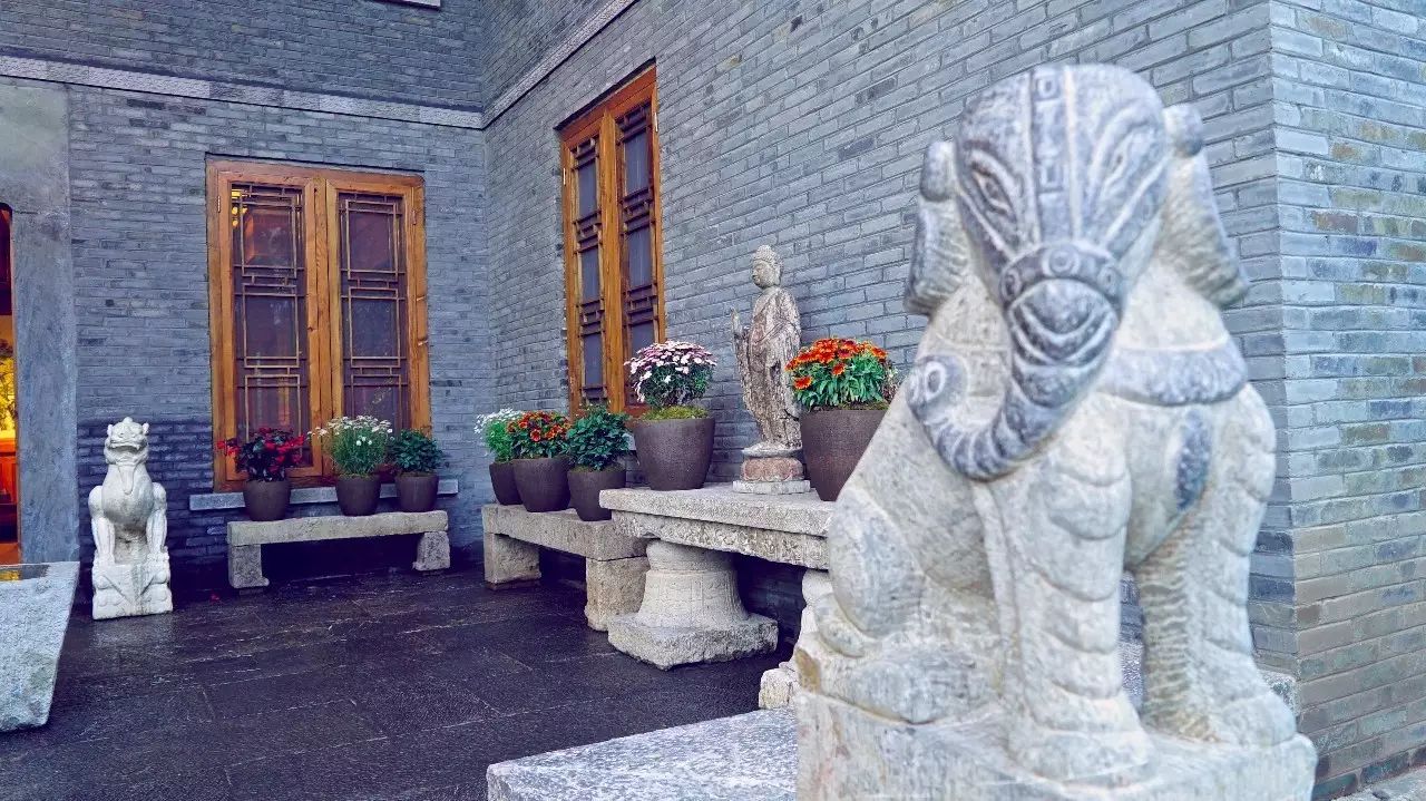 松贊麗江林卡，歷經(jīng)千百年歲月流淌的歷史古建