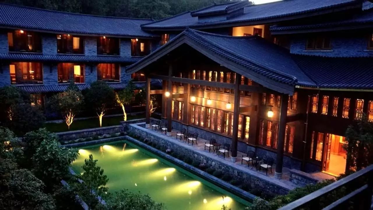 松贊麗江林卡，歷經(jīng)千百年歲月流淌的歷史古建