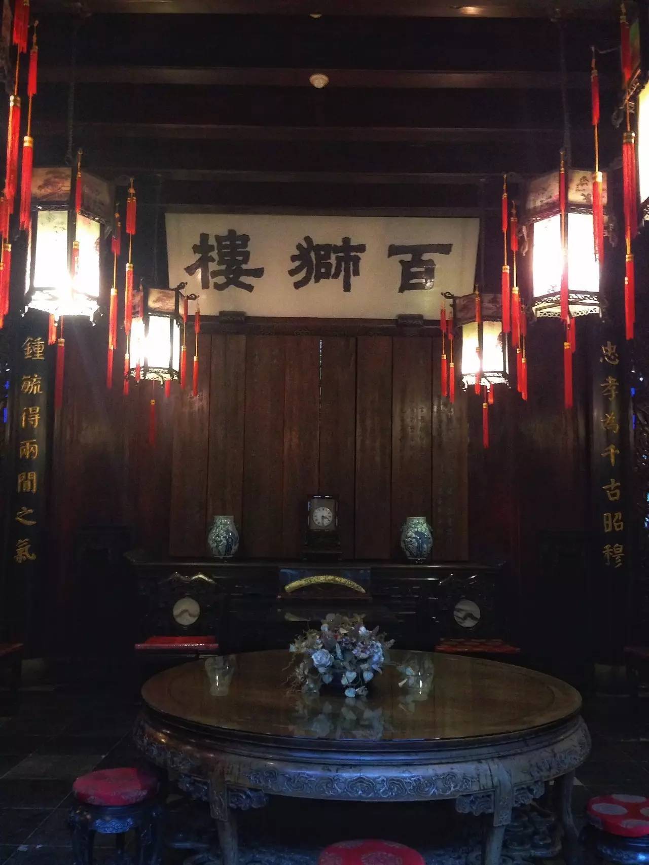 江南豪宅，淺談用紫檀和花梨木建的胡雪巖故居