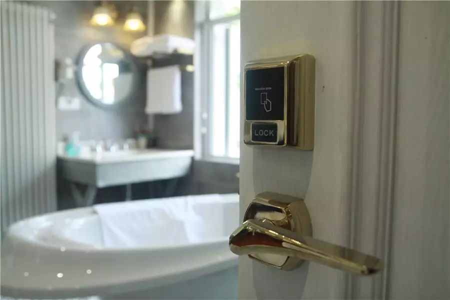 杭州·若白雅苑，擁有無邊泳池「最好泡民宿」