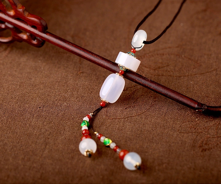 白瑪瑙吊墜民族風(fēng)毛衣鏈項(xiàng)鏈?zhǔn)罪? src="/shige/d/file/bigpic/190404/04/13-1F925103049.png" style="height: 629px; width: 750px;" / data-3kI4="7xvzMc"><br / data-YauE="d4i2hk">
	<img alt=