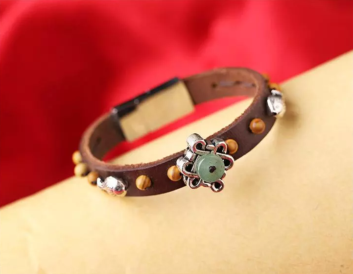 手工牛皮手環(huán)復古魚兒銀首飾