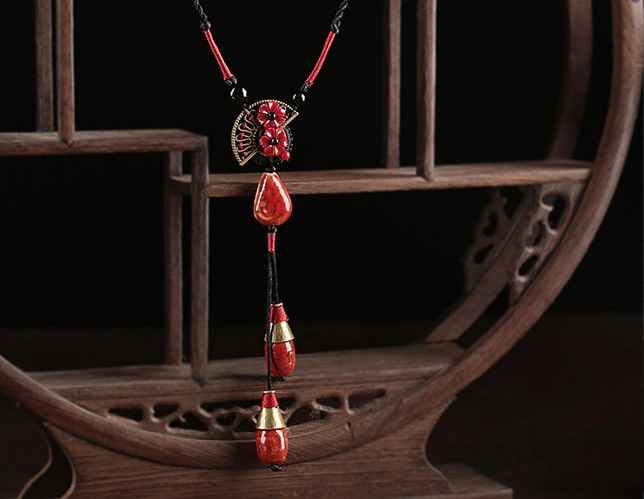 紅陶瓷吊墜復(fù)古風毛衣鏈項鏈首飾