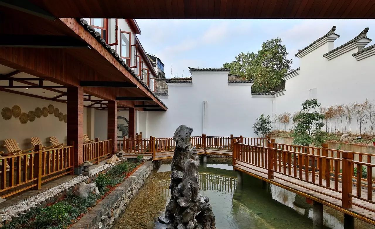 陶舍藝術(shù)酒店，一個「詩意的世界」