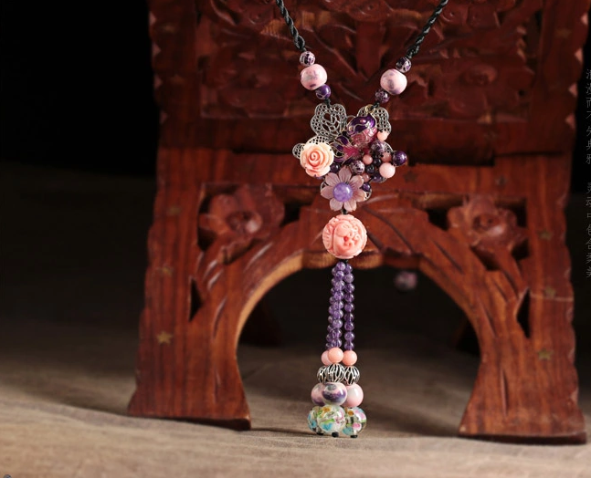 福連文苑復(fù)古萬花毛衣鏈項鏈?zhǔn)罪? src="/shige/d/file/bigpic/190404/04/13-1F925161G3.png" style="height: 513px; width: 750px;" / data-V2Ij="koWmCl"><br / data-J6Aq="oHQOg6">
	<img alt=