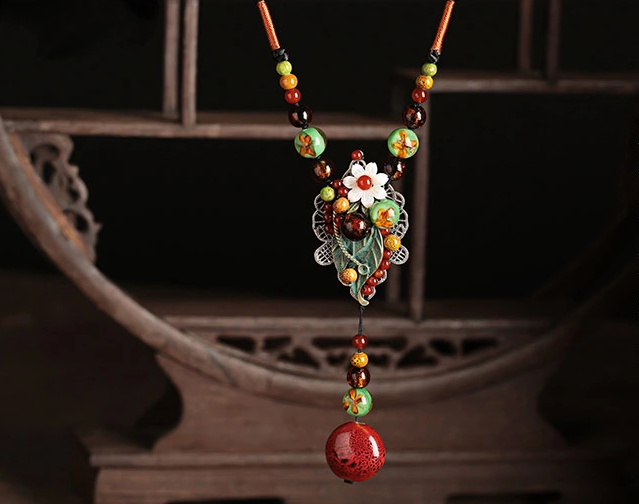 復(fù)古時(shí)尚毛衣鏈民族風(fēng)項(xiàng)鏈?zhǔn)罪? src="/shige/d/file/bigpic/190404/04/13-1F9251AT4.png" style="height: 564px; width: 750px;" / data-7Wvr="BbGEbk"><br / data-iMRX="4dIfMq">
	<img alt=