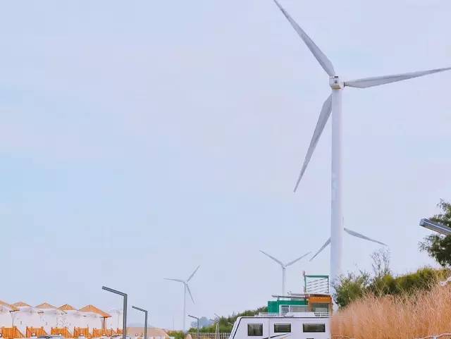 翡翠灣，在遼闊的海洋前做回無憂快樂的自我