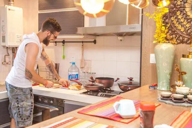 上?！TARH影居，和明星入住同一個(gè)家