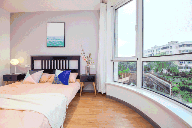 上?！TARH影居，和明星入住同一個家