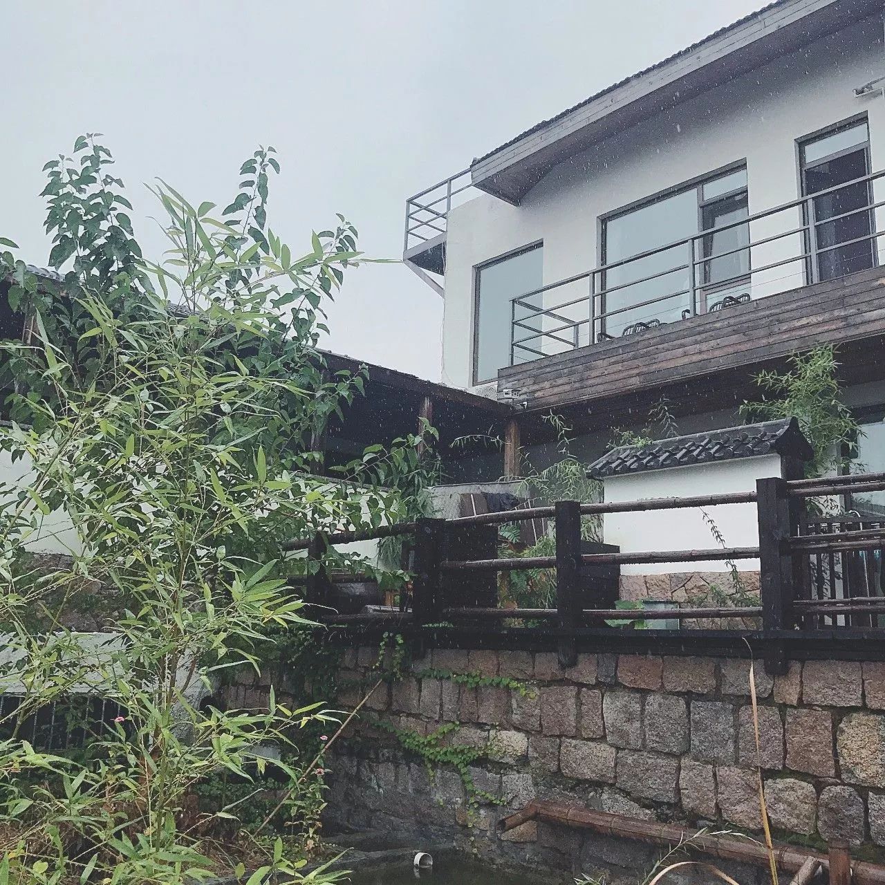 樸宿·微瀾山居，空山鳥(niǎo)語(yǔ)就在身畔