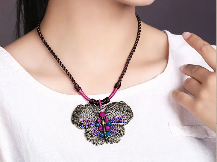 古銅蝴蝶吊墜時(shí)尚古風(fēng)項(xiàng)鏈?zhǔn)罪? src="/shige/d/file/bigpic/190404/04/13-1F92Z94444.png" style="height: 634px; width: 750px;" / data-IaSa="9WBJKZ"><br / data-Dzjz="hFQsjJ">
	<img alt=