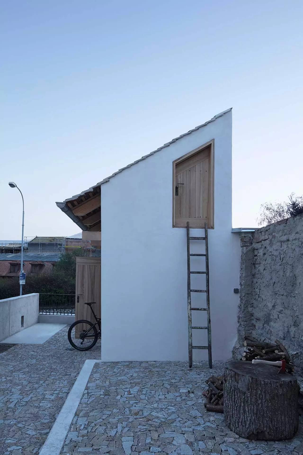 百年老房改造的民宿，古樸純美中透露出靜謐的