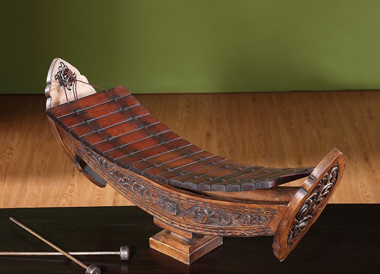 柚木樂(lè)器手工木雕工藝品