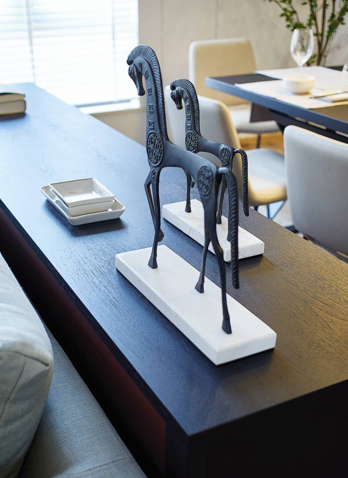 原木清風(fēng)，家理應(yīng)如此