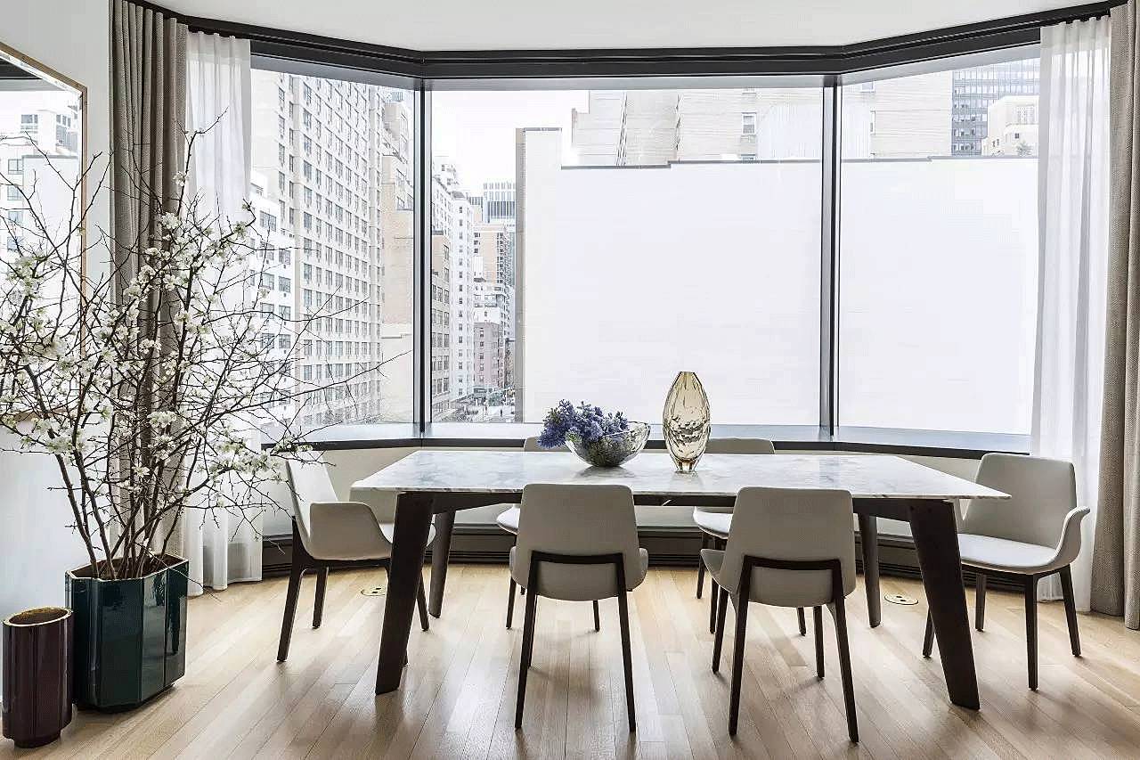 越白越簡(jiǎn)，越極致