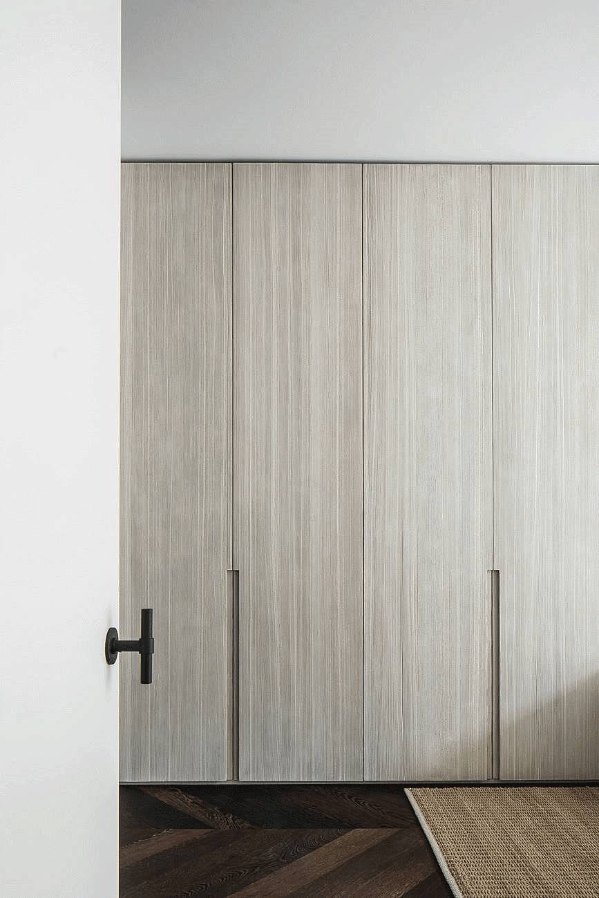 越白越簡，越極致