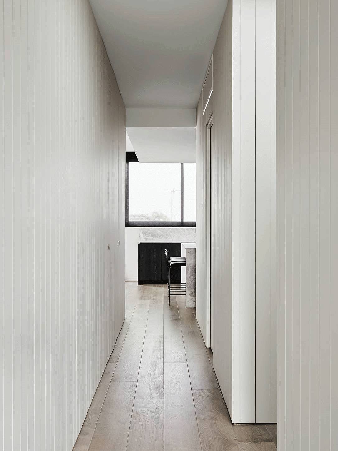 越白越簡(jiǎn)，越極致