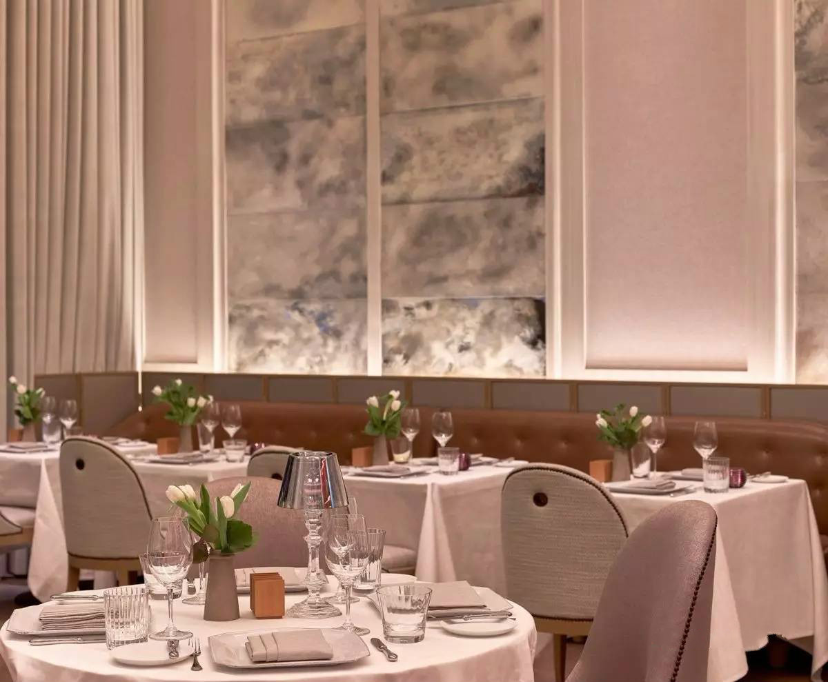 藝術(shù)與空間的完美結(jié)合，奢華新中式酒店設(shè)計