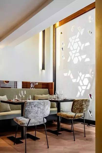 藝術(shù)與空間的完美結(jié)合，奢華新中式酒店設(shè)計