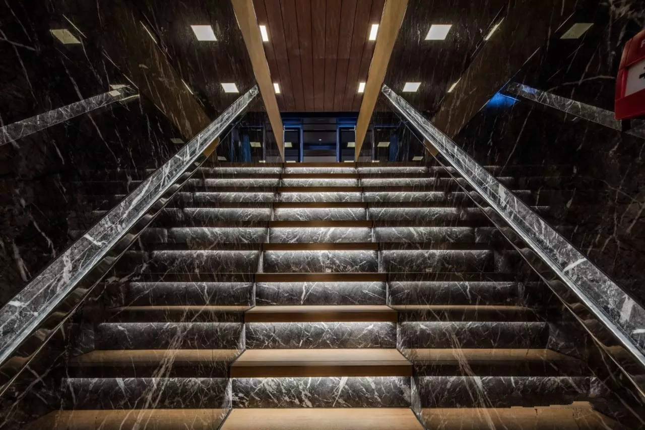 藝術(shù)與空間的完美結(jié)合，奢華新中式酒店設(shè)計