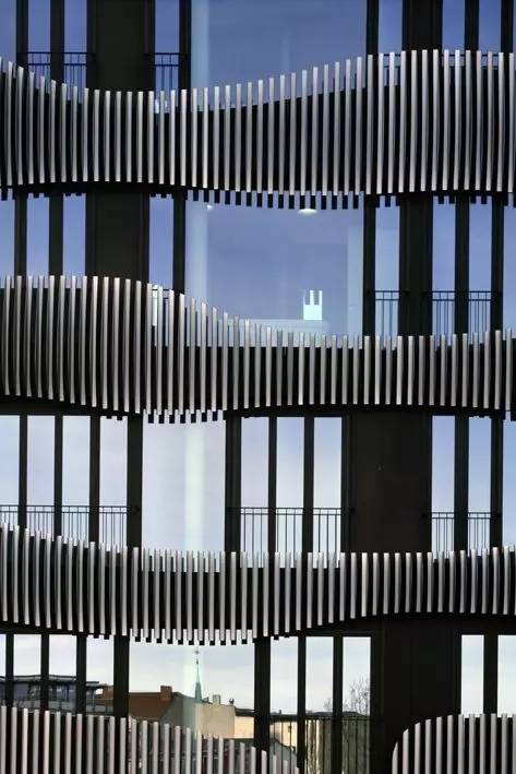 木格柵建筑，次序中的美