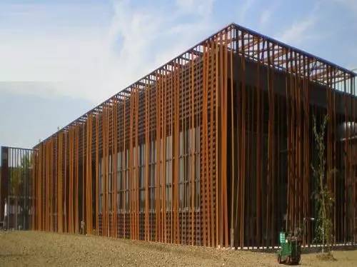 木格柵建筑，次序中的美