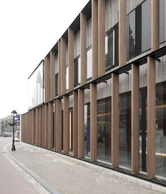 木格柵建筑，次序中的美