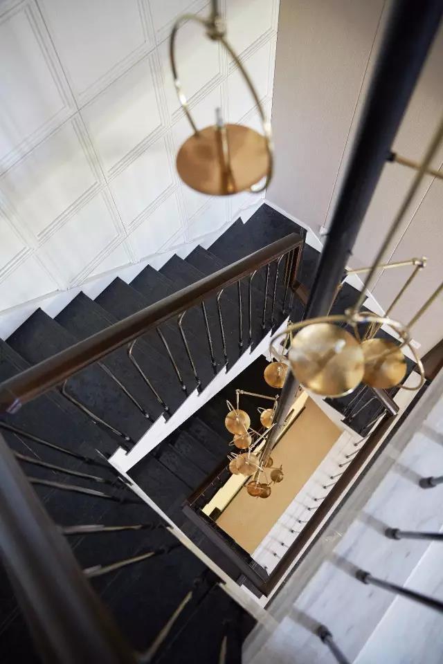 現(xiàn)代摩登格調(diào)，完美演繹當(dāng)代先鋒生活美學(xué)