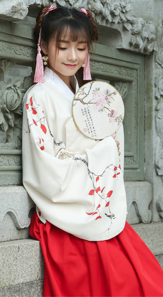 清新淡雅的福連文苑漢服古裝
