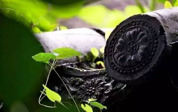 古建筑，一片瓦，遮風(fēng)擋雨