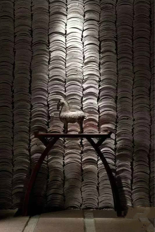 古建筑，一片瓦，遮風(fēng)擋雨