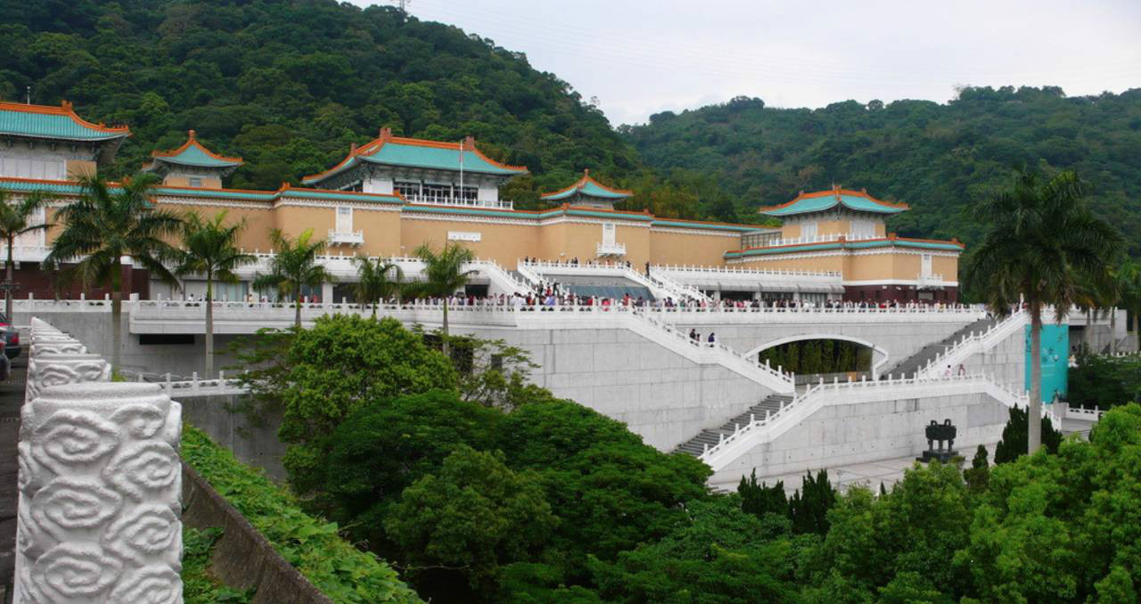 中國(guó)古建筑四大類(lèi)別 北京四合院徽州民居陜北窯