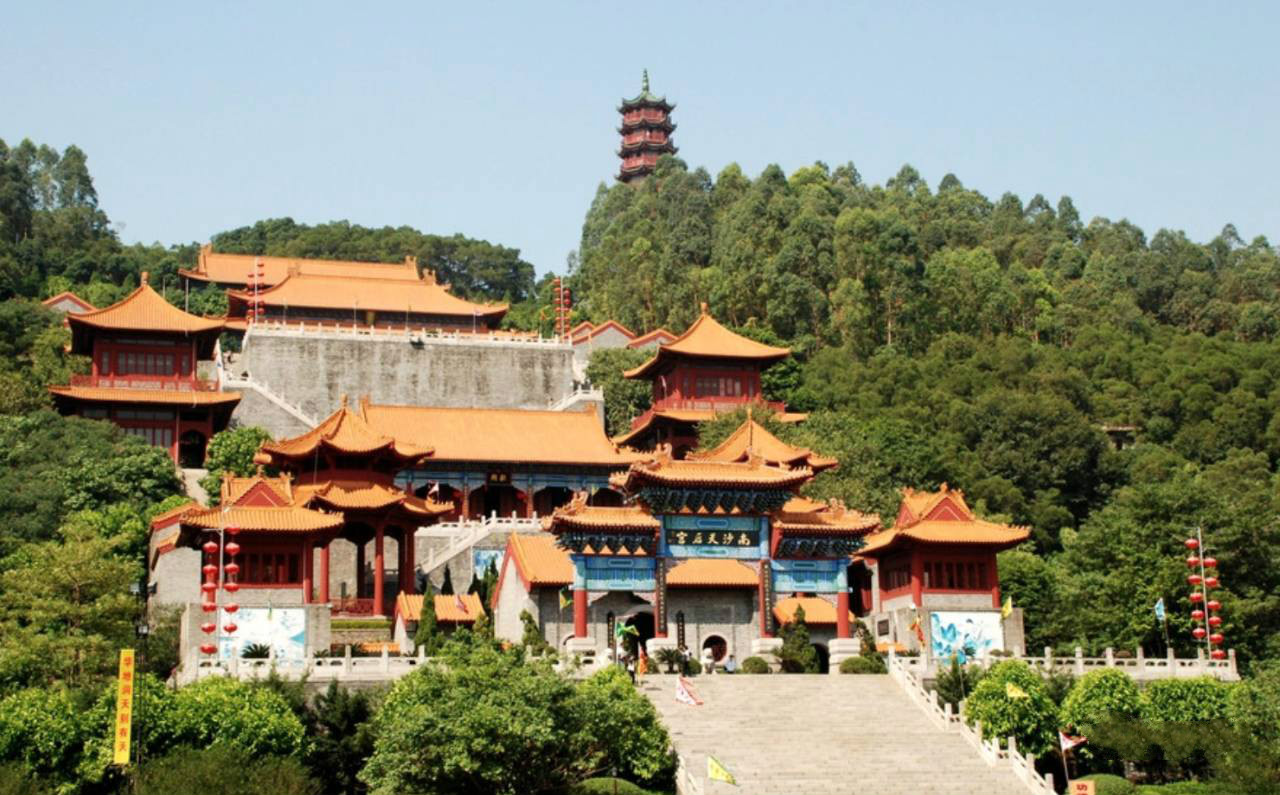 中國(guó)古建筑四大類(lèi)別 北京四合院徽州民居陜北窯