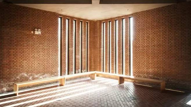 紅磚的建筑藝術(shù)，每一張紅磚墻都可以拿去做紅