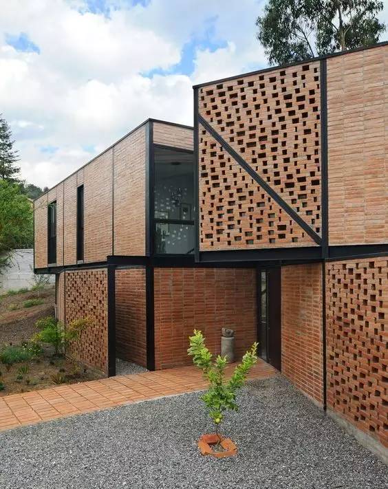 紅磚的建筑藝術(shù)，每一張紅磚墻都可以拿去做紅