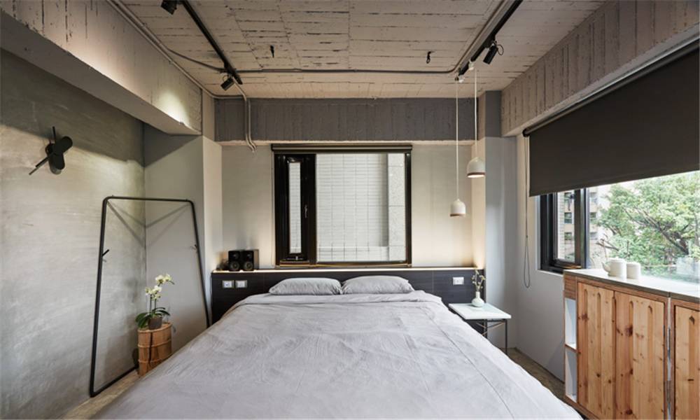 水泥毛坯房遇到中式禪意，最原生態(tài)的高級灰典