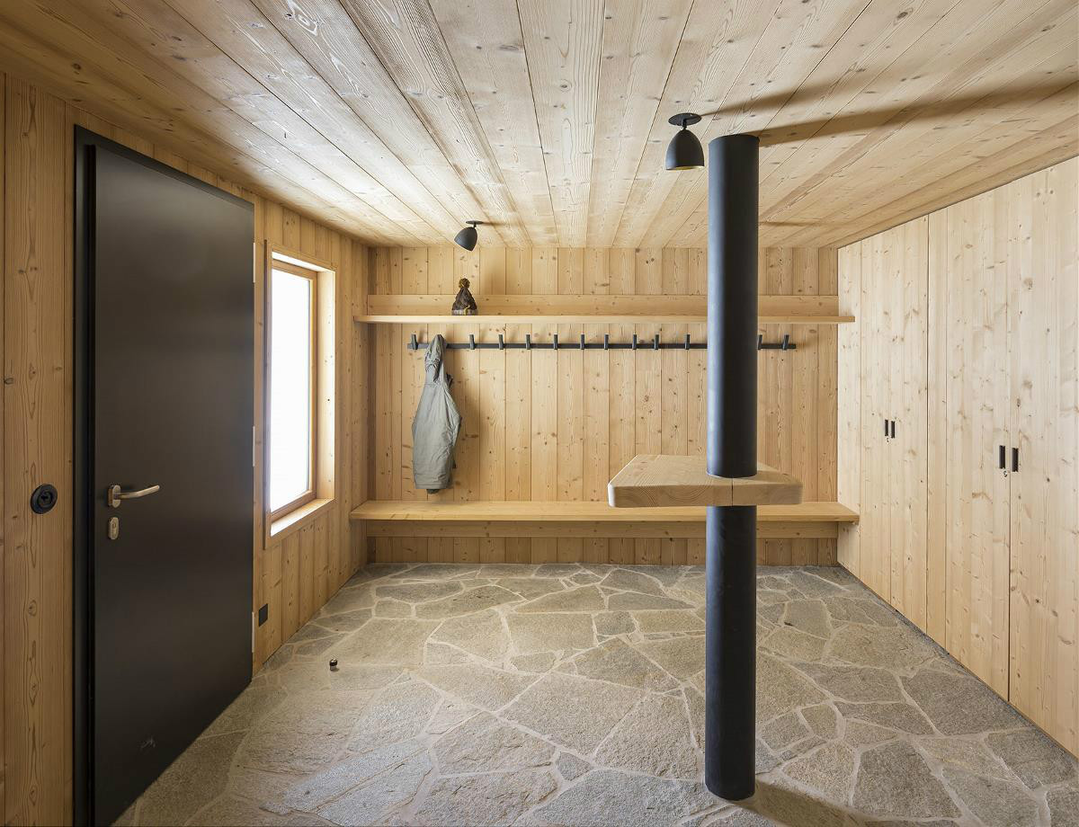 當(dāng)原木遇上雪花別有情調(diào)，雪中木屋設(shè)計(jì)