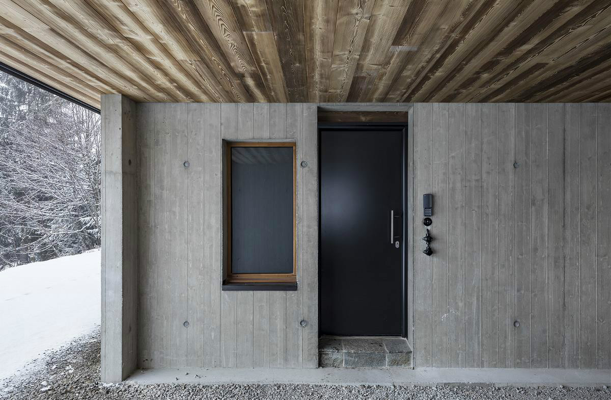 當(dāng)原木遇上雪花別有情調(diào)，雪中木屋設(shè)計(jì)