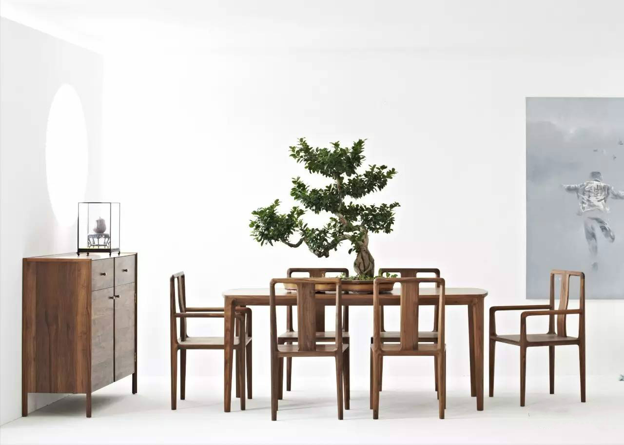 簡潔大氣的中式家具，傳統(tǒng)之美！