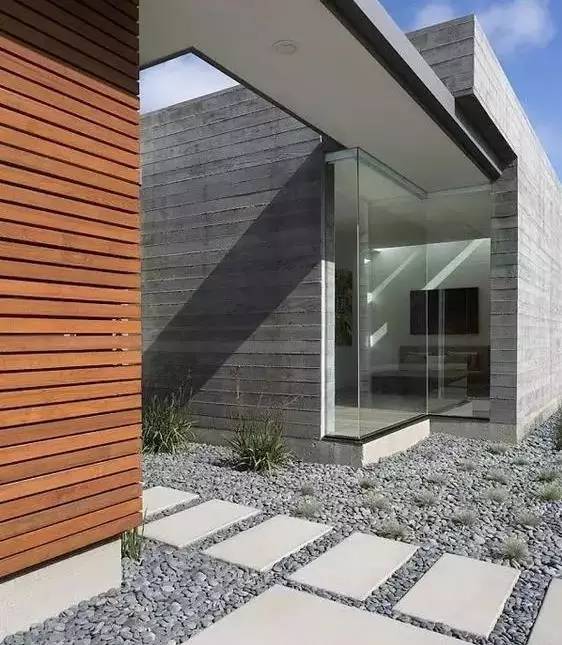 水泥墻樸素寂靜的美，庭院設(shè)計